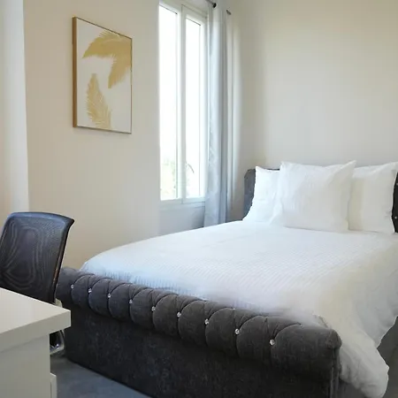 La Mascotte فيلة بوليو سور مير