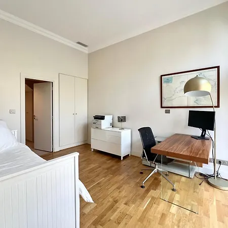 La Mascotte فيلة بوليو سور مير