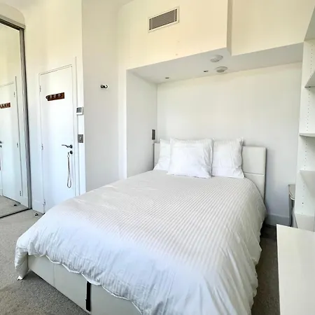 La Mascotte بوليو سور مير